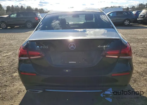 2019 Mercedes-Benz A 220 4Matic из США, поврежденный, VIN WDD3G4FB2KW015209